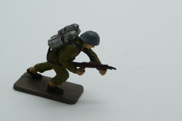 Crescent American soldier with flame-thrower
