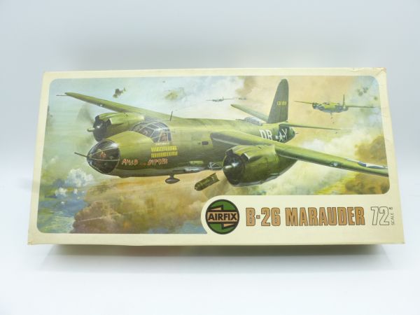 Airfix 1:72 B-26 Marauder, Nr. 04015-4 - OVP, Teile in Tüte, Box mit Lagerspuren