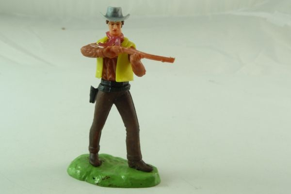 Elastolin Cowboy, firing with rifle