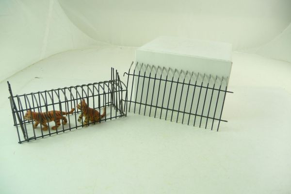 Elastolin Lattice passage and fence from rare 4 cm circus set (without animals)