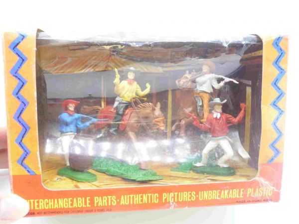 Cowboy + Indian adventure set: 4 Cowboys in a great blister box