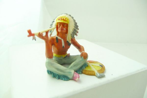 Elastolin 7 cm Indian chief sitting with pipe, No. 6837, painting 2a - top figure