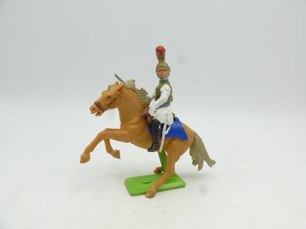 Britains Deetail Waterloo soldier on horseback (gold/white), sabre sideways