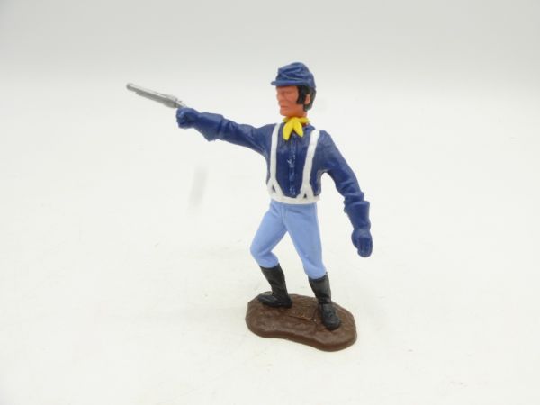 Timpo Toys Union Army soldier 3rd version standing shooting with pistol