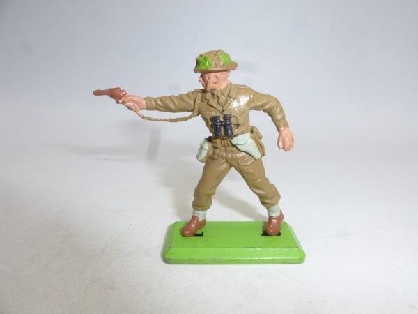 Britains Deetail English soldier shooting pistol - brand new