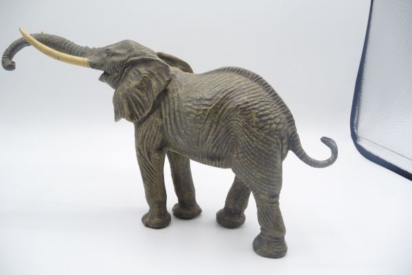 Lineol African elephant, trunk up - extraordinary good condition