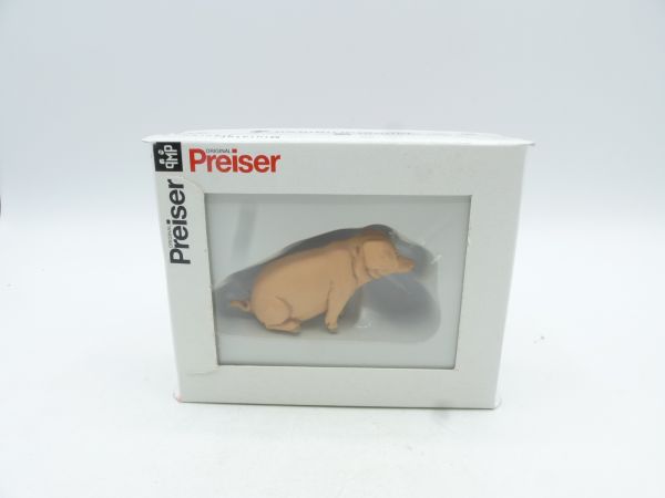 Preiser Pig sitting, No. 3828 - orig. packaging, brand new