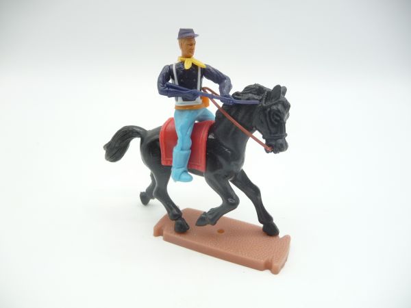 Plasty Union Army Soldier on horseback, firing rifle