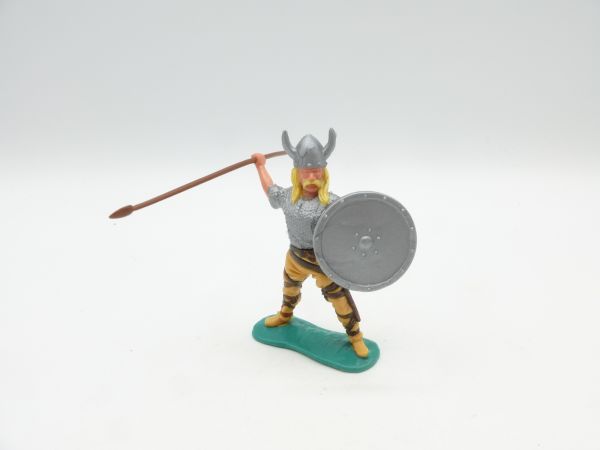 Timpo Toys Viking standing, throwing spear, silver shield
