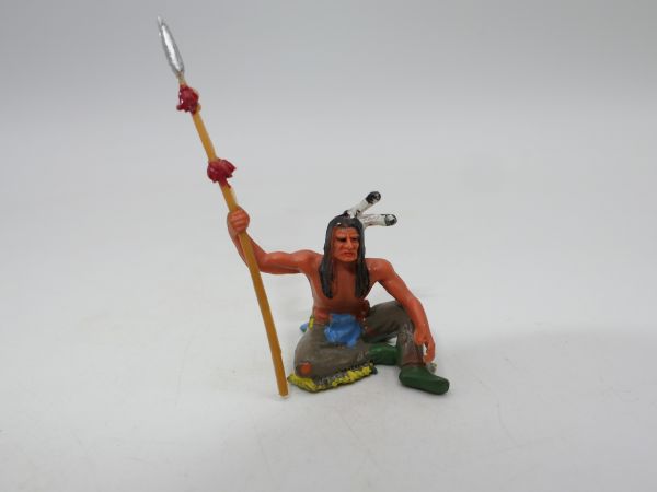 Elastolin 4 cm Indian sitting with spear, No. 6835 - with original price tag