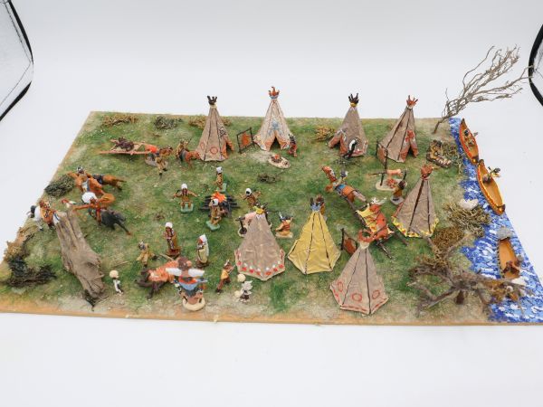 Atlantic 1:72 Large Indian village on diorama plate with many figures