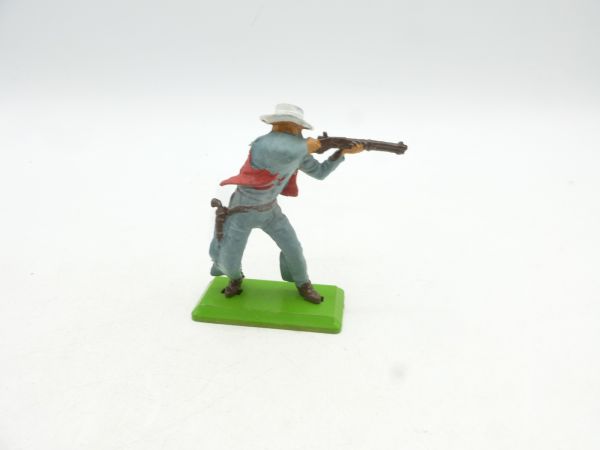 Britains Deetail Cowboy standing, shooting rifle