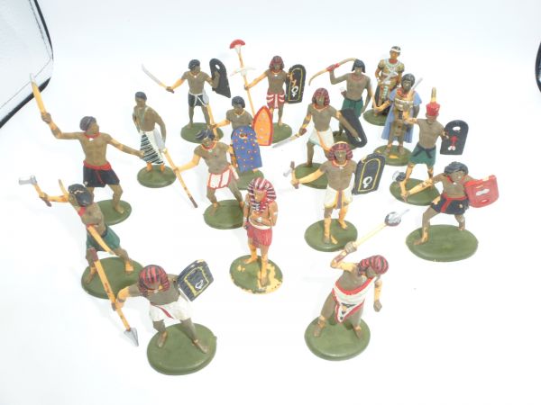 Atlantic 1:32 Egyptians (17 figures) - painted, see photos