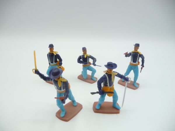 Plasty 5 Union Army Soldiers in various positions