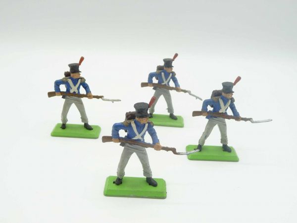 Britains Deetail Waterloo; 4 Frenchmen going ahead with rifle, with backpacks