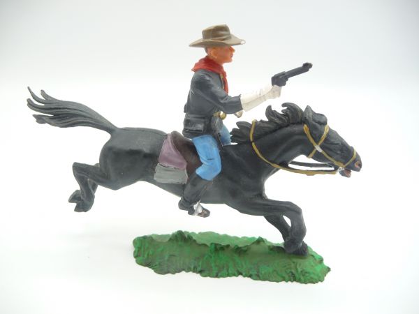 Elastolin 7 cm US cavalryman on horseback with pistol, No. 7030
