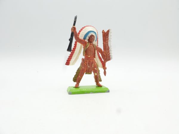 Britains Deetail Indian standing with spear + rifle - used