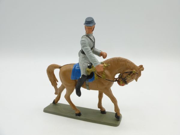 Starlux Confederate Army soldier on horseback, holding trumpet sideways