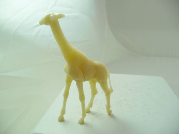 Little giraffe (similar to Linde)