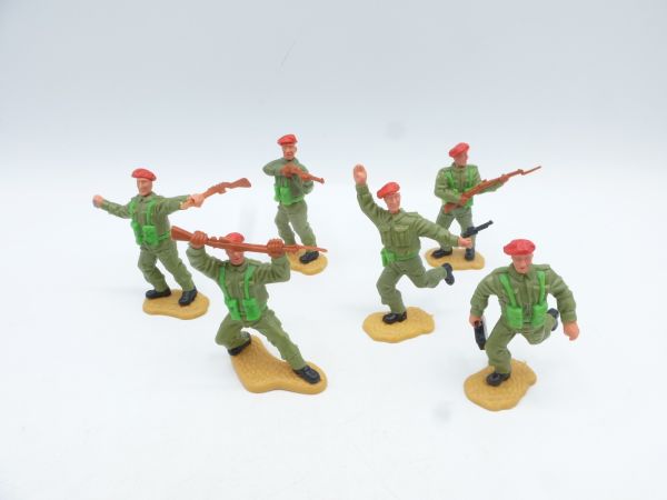 Timpo Toys Englishman with red beret (6 figures) - complete set