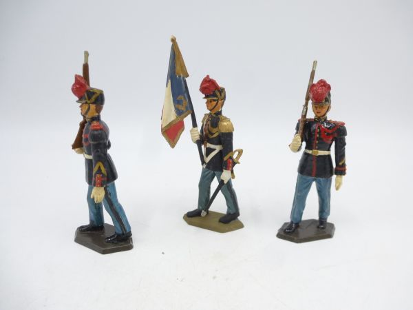 Starlux 3 soldiers marching - great painting