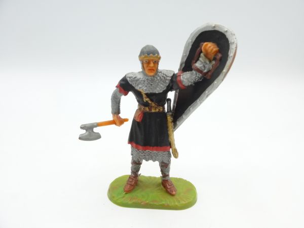 Modification 7 cm Norman with axe, holding up shield, great for 7 cm figures