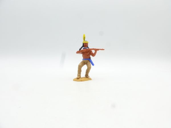Timpo Toys Indian 3rd version (big head) standing, shooting rifle