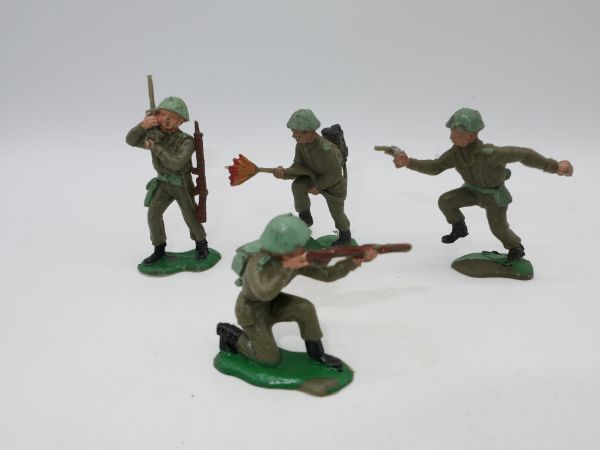 Crescent 4 WW soldiers