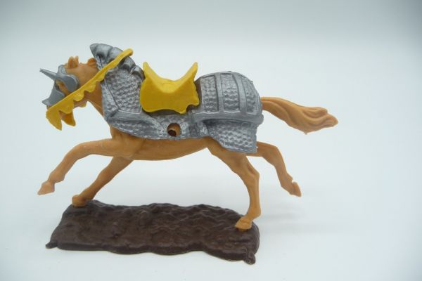 Timpo Toys Knight's armoured horse, beige - great base plate