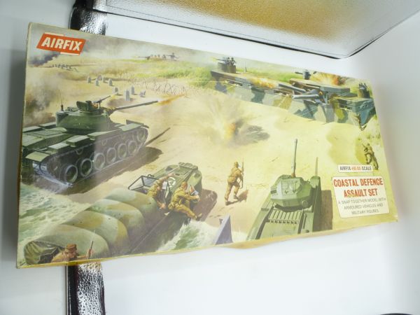 Airfix 1:72 Costal Defence Assault Set, Snap Together - in great old box