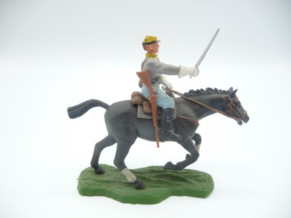 Britains Swoppets Confederate Army soldier riding, sabre high - great condition