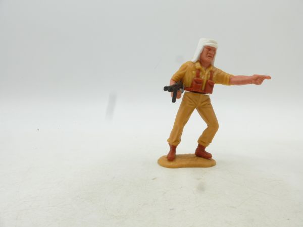 Timpo Toys Foreign legionnaire standing with MG, pointing