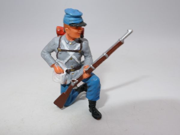 Elastolin 7 cm Southern States: Soldier kneeling and charging, No. 9187