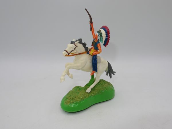 Britains Deetail Indian rider, rifle on top - wind-up figure