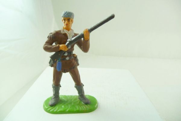 Elastolin 7 cm Trapper standing with rifle, No. 6980 - collector's painting
