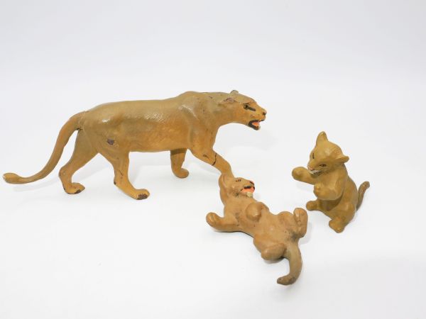 Lineol Löwenfamilie (3 Figuren) - junge Löwen sehr guter Zustand