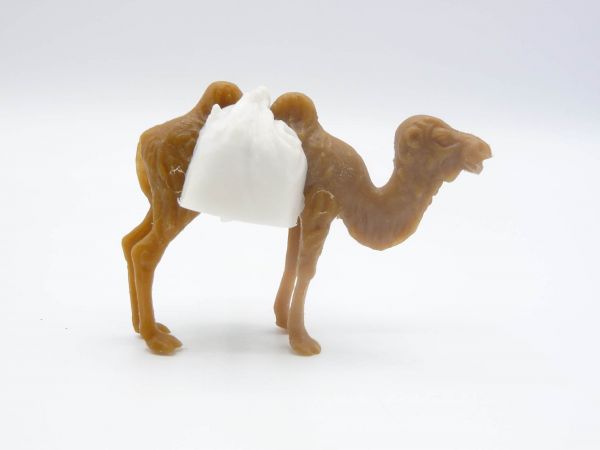 Heinerle Manurba Camel with cargo, white