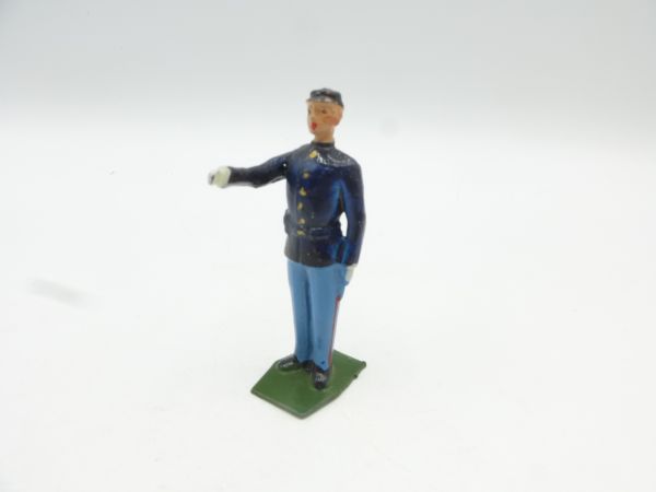 Britains Metal Union Army soldier standing, arm outstretched (54 mm size)