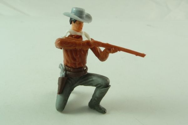 Elastolin Cowboy kneeling, firing with rifle