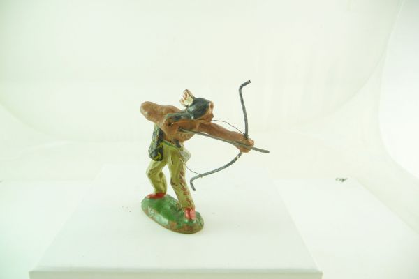 Fröha Indian standing with bow - nice position, used condition