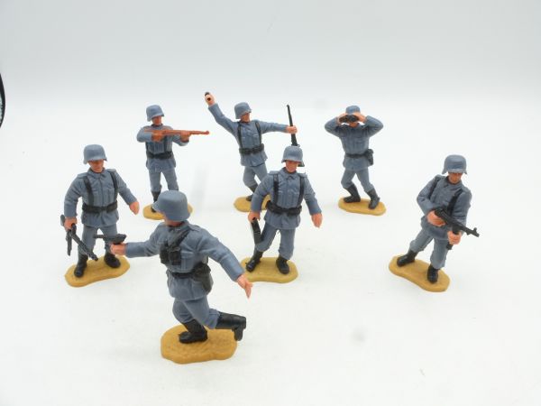 Timpo Toys Germans (7 figures), removable steel helmets