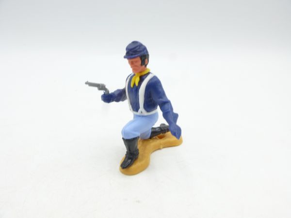 Timpo Toys Northerner 3. version kneeling, shooting pistol