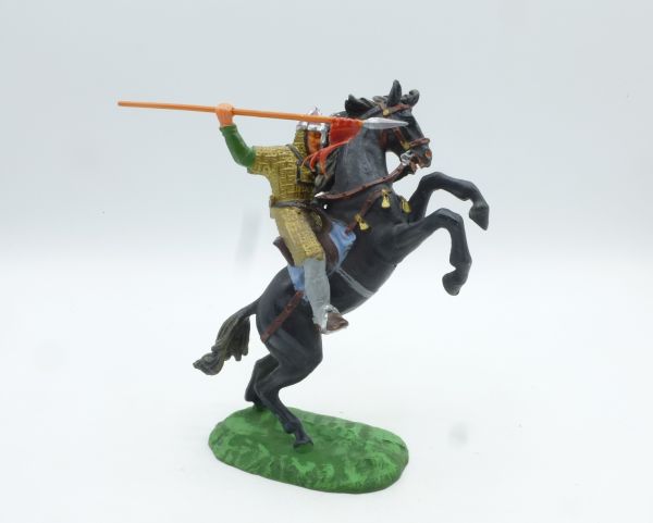 Elastolin 7 cm Norman thrusting with spear on horseback, No. 8882