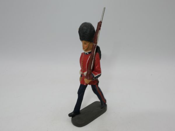 Elastolin compound Guardsman, band / soldier marching