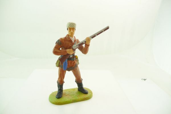 Preiser 7 cm Trapper standing with rifle, No. 6980