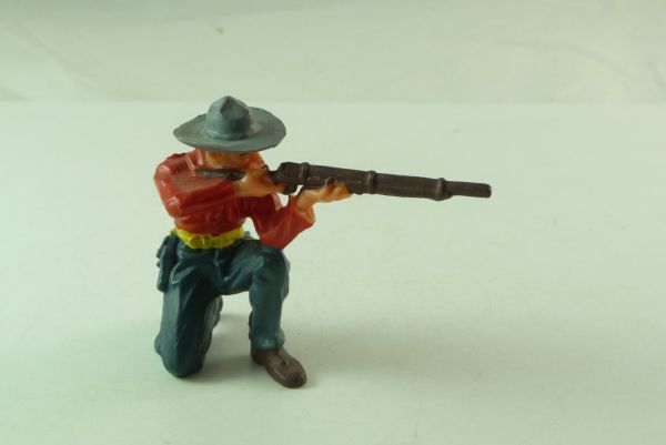 Elastolin 7 cm Cowboy kneeling with rifle and hat, J-series, version 2, No. 6916