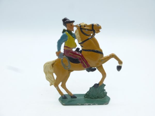 Cowboyreiter - auf tollem aufsteigendem Pferd, tolle Figur