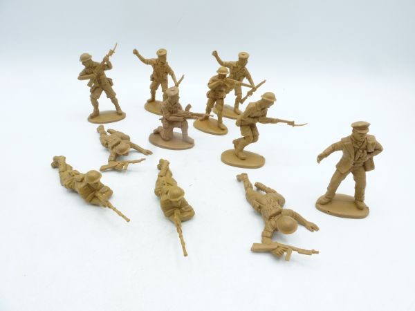 Matchbox 1:32 8th Army, 11 figures - used, see photos