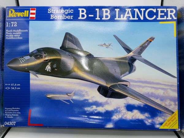 Revell Strategic Bomber B-1B Lancer, No. 04307 - orig. packaging, large box