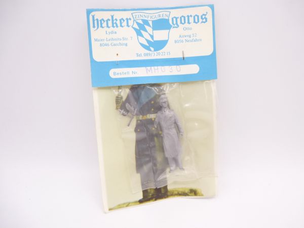 Hecker & Goros Officer with scroll, MHG 30